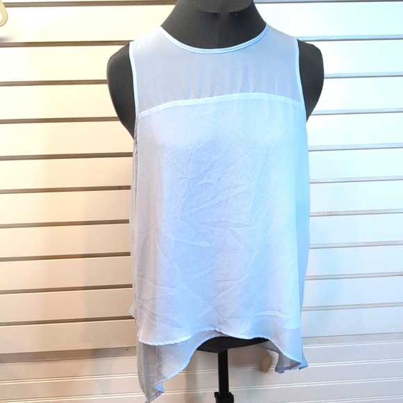 Vince Camuto Powder Blue Sleeveless Tank Top Size M EUC - Picture 1 of 6